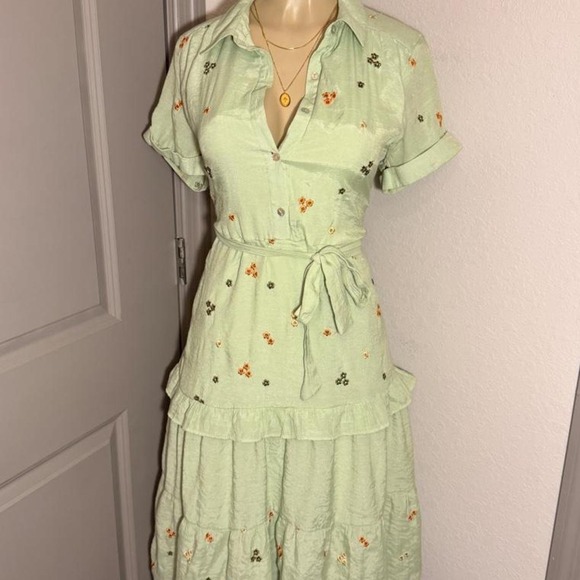 figueroa & flower Dresses & Skirts - Figueroa + Flower green floral long dress with tie waist